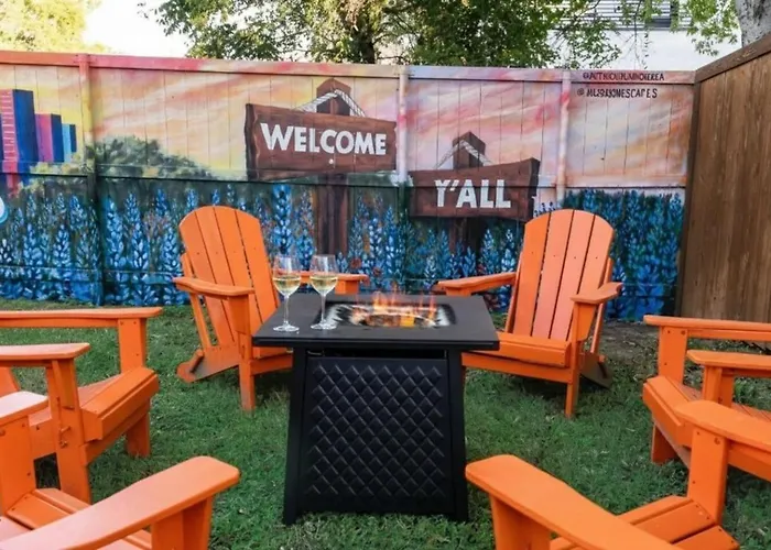 Lux Home, Sleeps 16,Fifa- At&T 20M, Spa & Tankpool