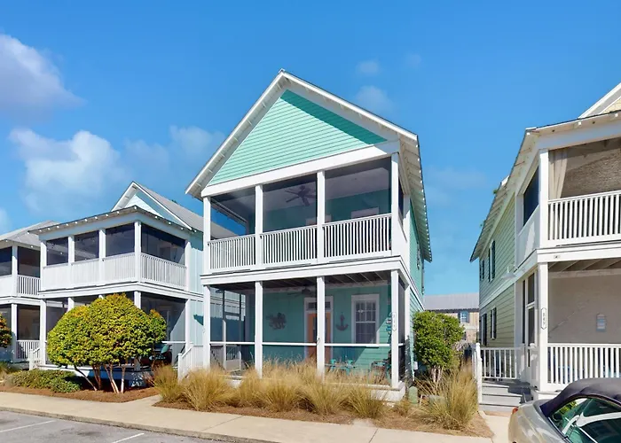 2-Story Beach Cottage With Pools Hot Tub Gym Patio & Ac - Dog-Friendly