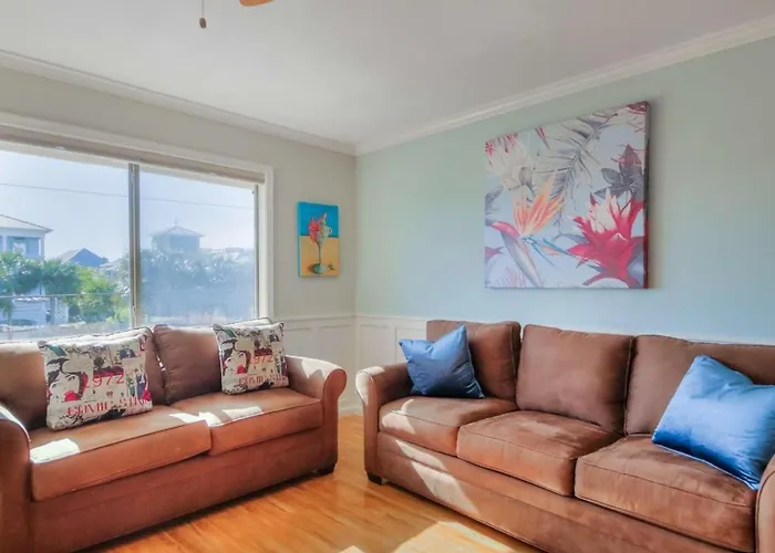 Canal Place 206