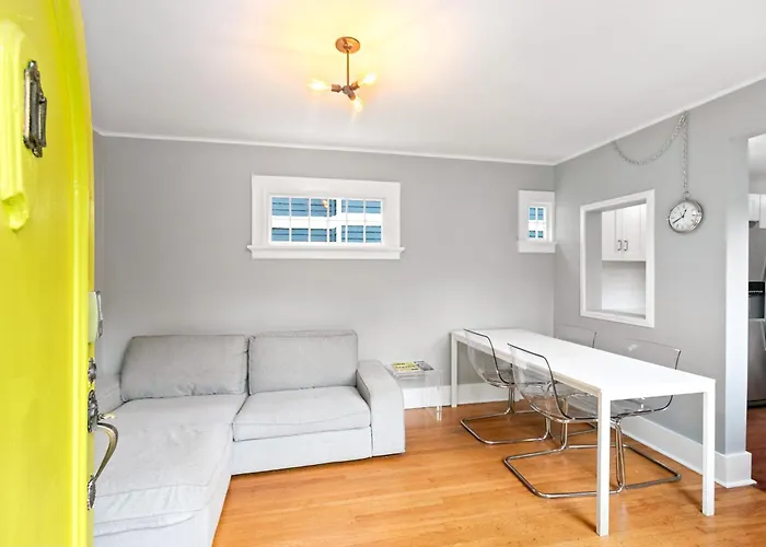 Montlake Hideaway In Spite House