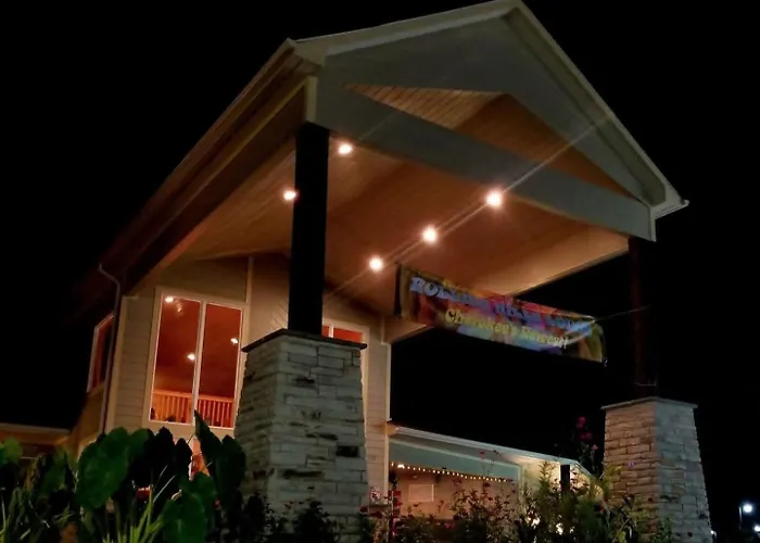 Rolling Hills Lodge