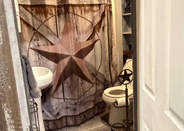 Backwoods Bnb