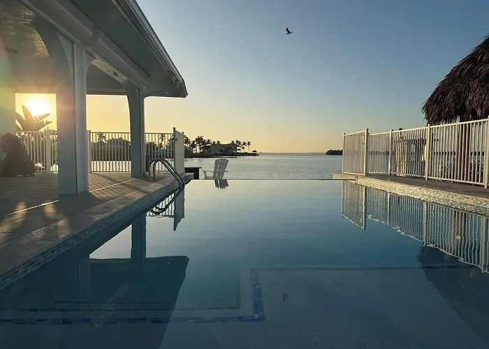 Million Dollar Matlacha Views 2Bed2Bath Heated Pool Gulf Front