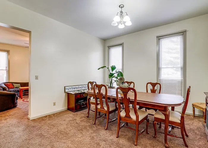 Great Location! Walking Distance To So Much!