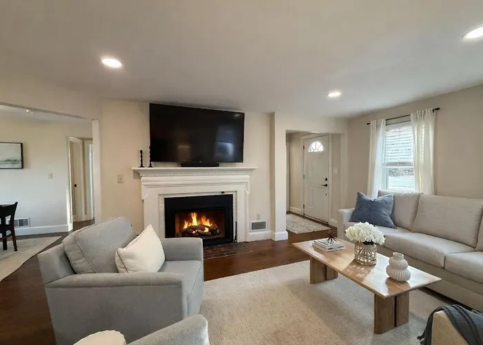 Portsmouth Landing 4Bdrm, Modern Escape, Central