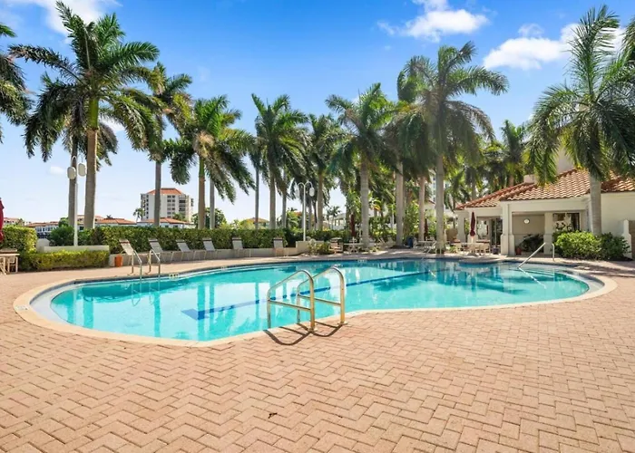 Bahia Vista New Listing 2Bd 2Ba