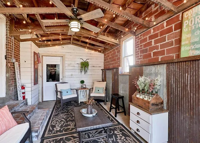 Studio 1892 Guesthouse