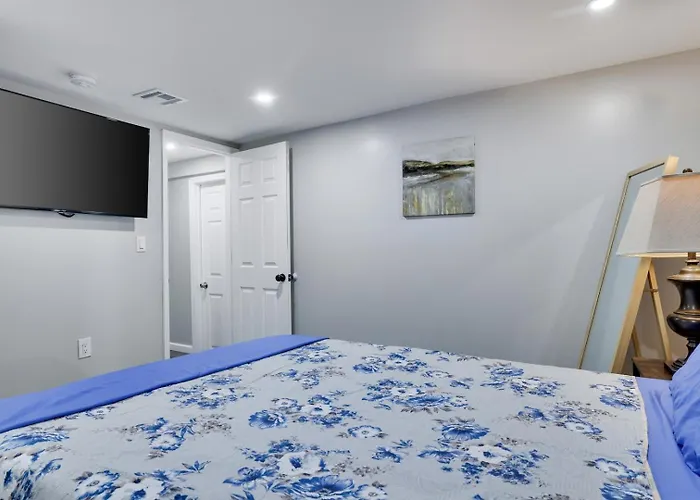4Br Newark Stay W/ Parking And Fast Wi-Fi