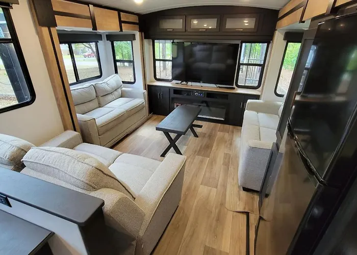 Myakka Cove Glamping