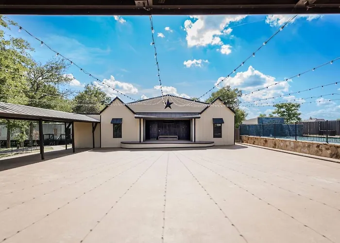 Bentwood Texas Suite 4