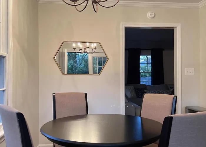 Newly Renovated Thomasville Getaway Close To Town