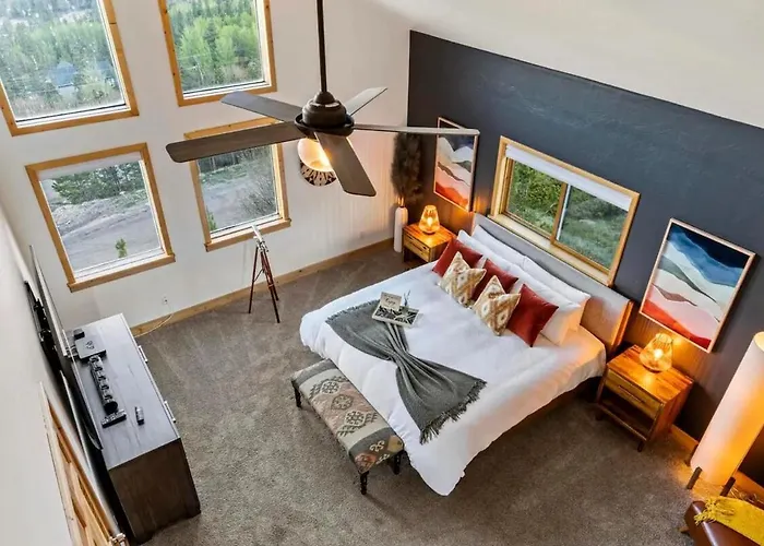 Family Mountain Getaway W Hot Tub And Amazing Views! Close To Hiking & Skiing