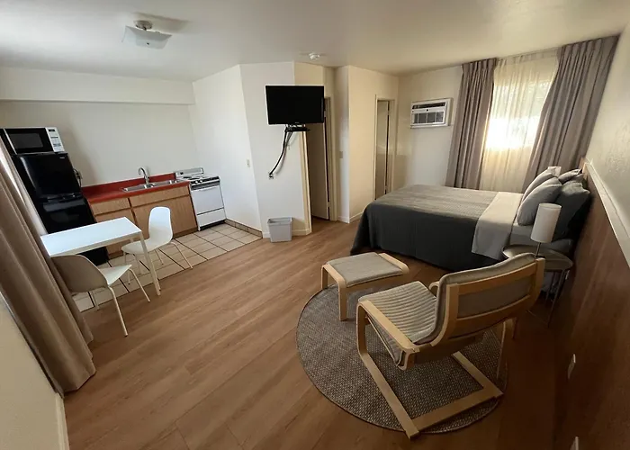 Desert Rose Motel