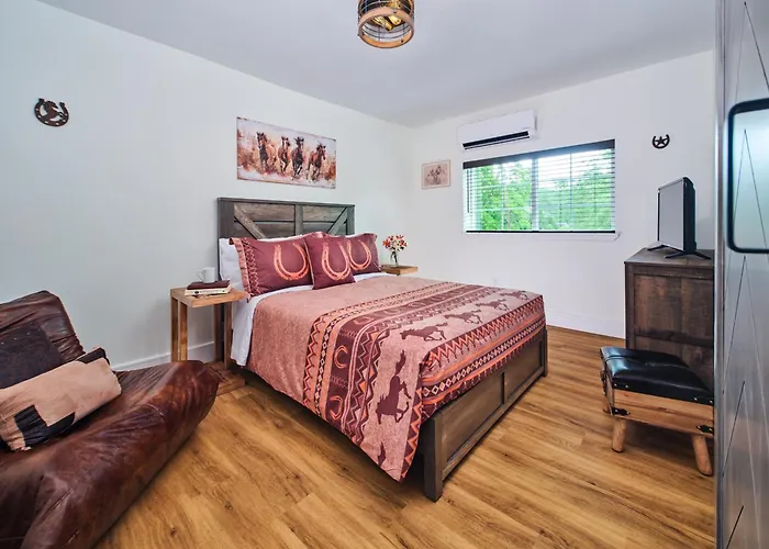 Saddleview Bed & Breakfast