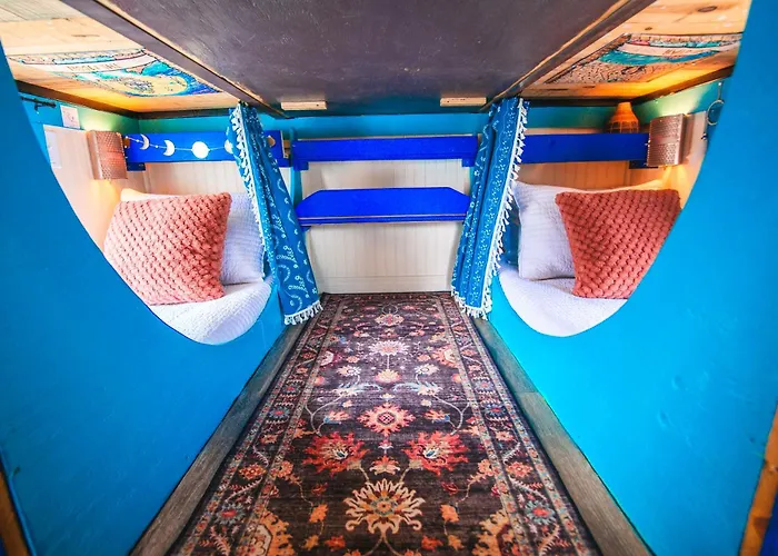 Sundancer Dream Wagon With Onsite Hot Springs