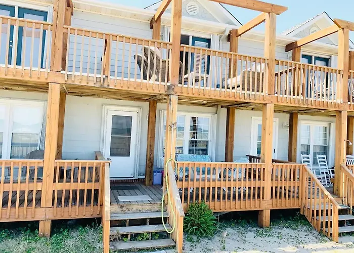 Sea Breeze, Beautiful Ocean Front Townhome
