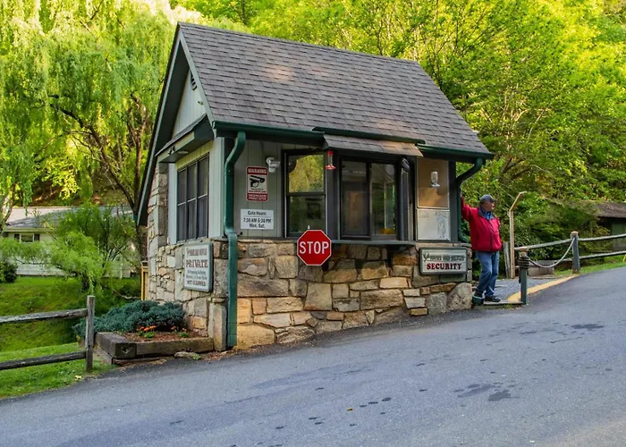Easy Breezy Lodge - Powder Horn Mountain
