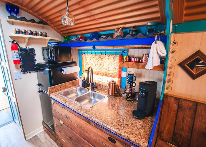 Sundancer Dream Wagon With Onsite Hot Springs