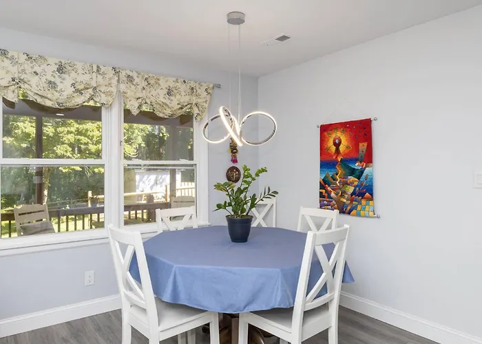 Huntersville Comfy Oasis