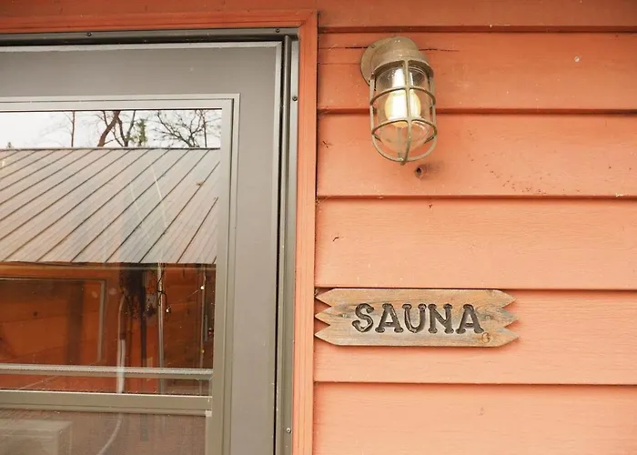 Vermilion Lakeside Cabin With Sauna, 2 Docks, Ac