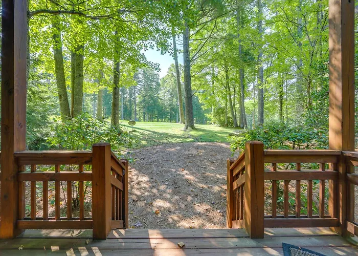 Play Golf & Tennis: Family Escape In Cashiers!