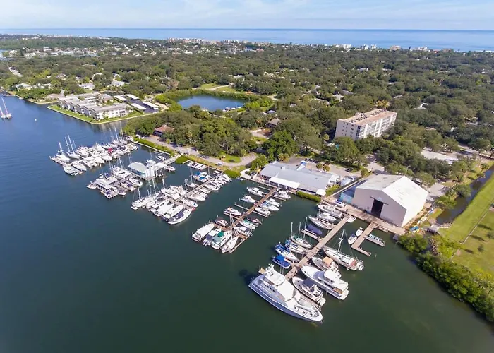 Beach Getaway - Private Heated Pool & 2 King Beds