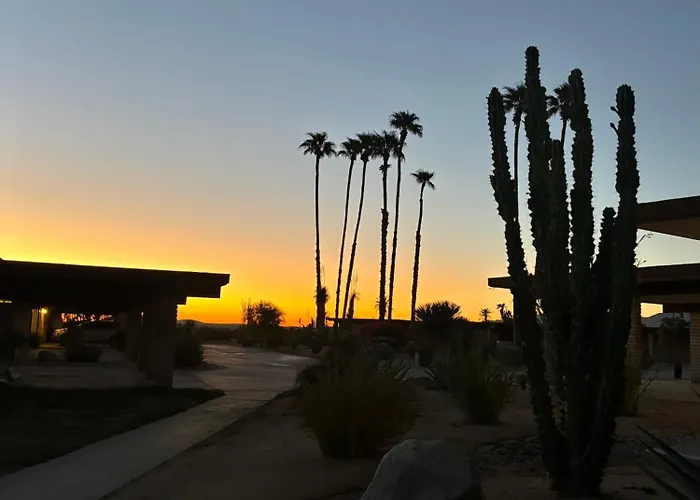 Retro Retreat