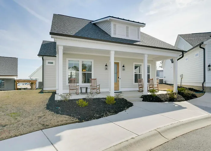 Steps To Marina! Lake Greenwood Home W/ Patios