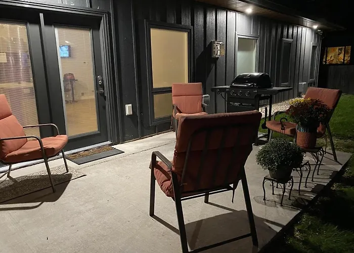 Suite On Banks Ave