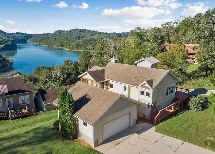 The Oakmont At Blue Water Bay At Center Hill Lake