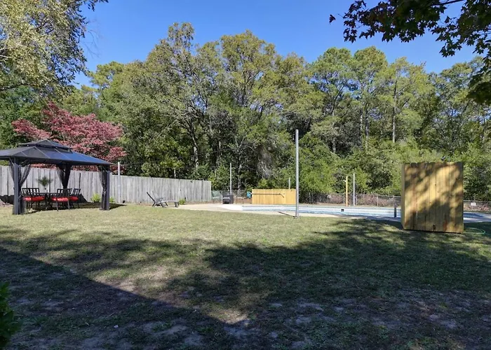 Lexington Leisure House- 4Br