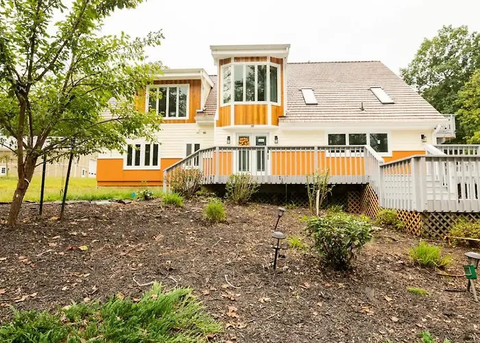 Luxury Private Estate With 6 Bedrooms In Leesburg