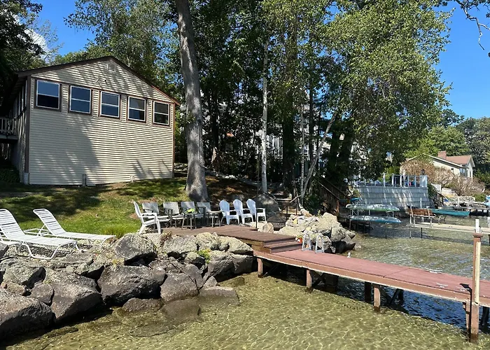 Symphony Landing Bungalow Vacation At The Lake