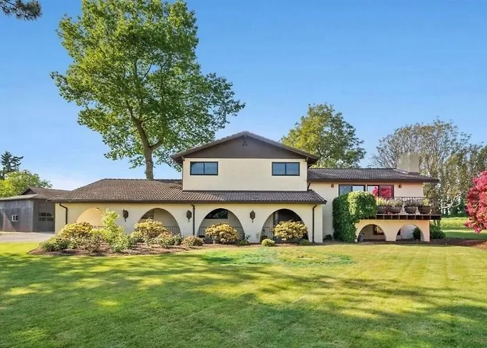 Villa Mt Rainier