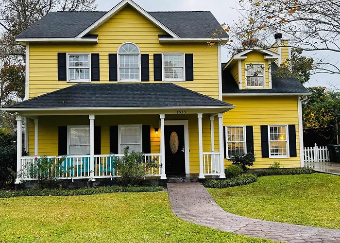 Nmb Great 5 Bdr House