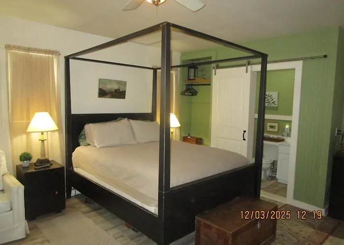 Bunkhouse On Bomoseen
