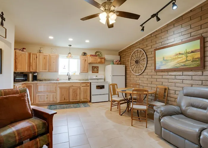 Horse Ranch Hideaway! Wickenburg Equestrian Casita