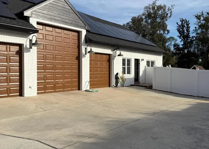 The Carriage House
