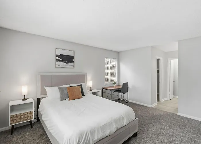 Comfort & Convenience In Stone Mountain