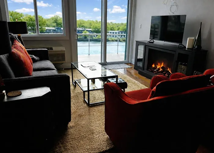 Couples Waterfront Getaway Near Beach And Trails