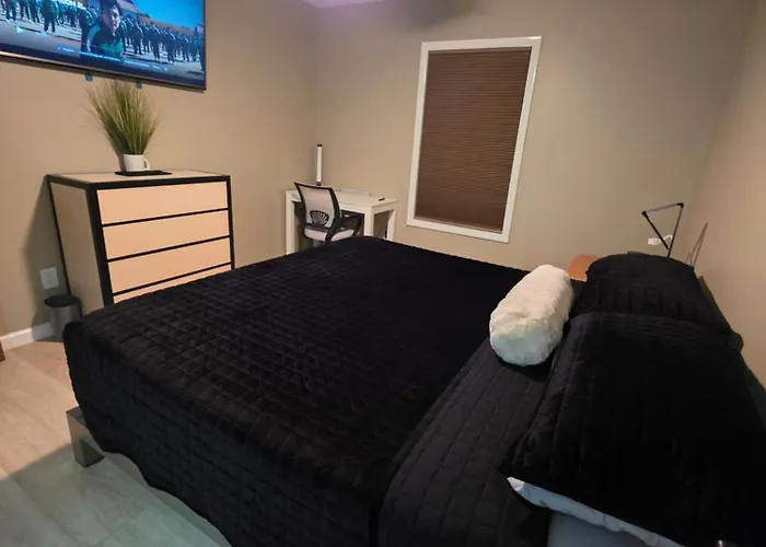 Modern Retro 2Br Condo