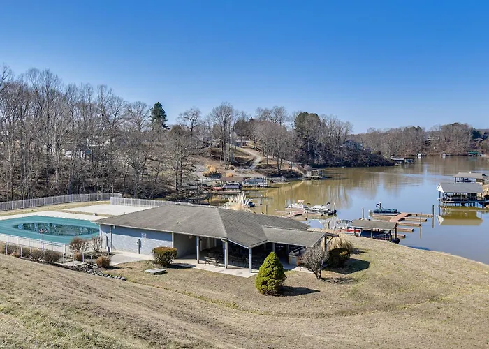 Boat & Relax On Smith Mountain Lake! Bright Condo