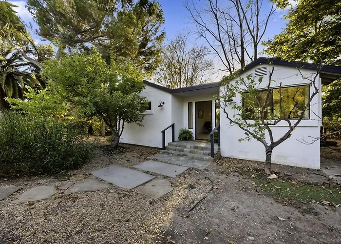 Charming Private Cottage In Ojai