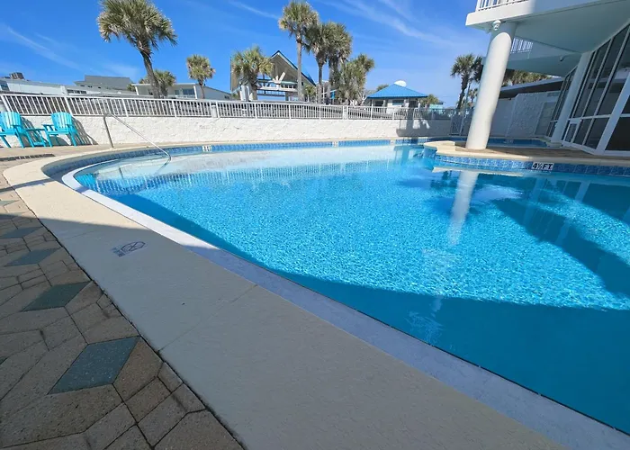 Gulf Balcony - Boutique Comforts & 2 King Suites