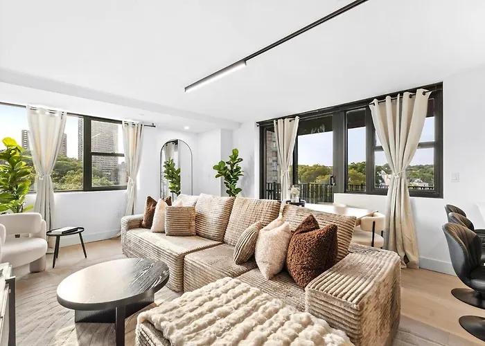 Luxury Oasis Near Nyc Met Life Sleeps 12