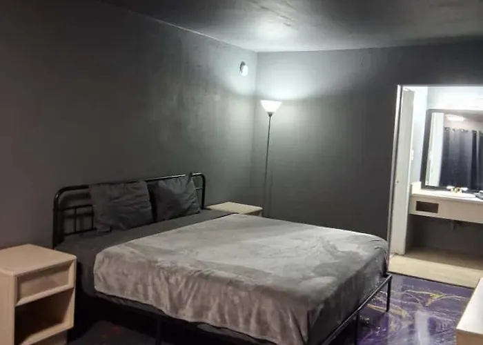 King Bed Hotel Room 255