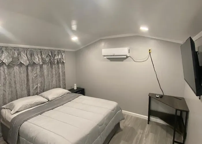 Beautiful Independent Suite