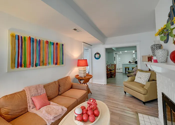 2 Blocks To Beach & Boardwalk: Ventnor City Escape