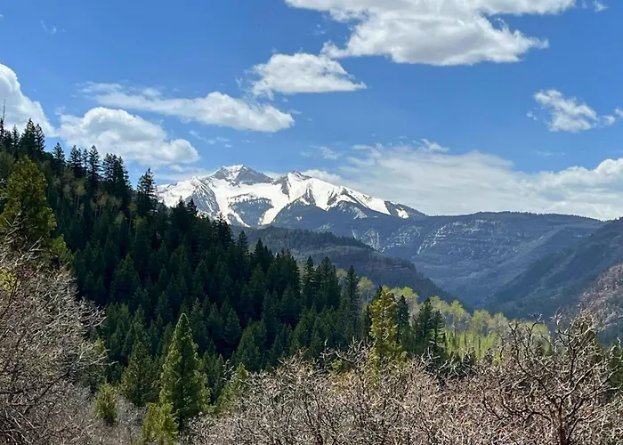 Crystal River Mountain Getaway