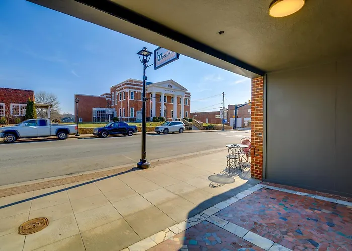 Walkable Downtown Sparta Suite, Mountain Views